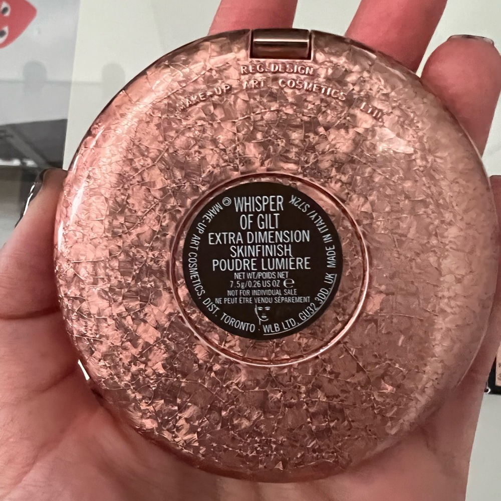 Mac Whisper of Guilt Highlighter holiday Edition